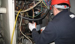 西安美的空调维修