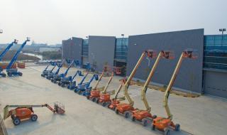 租赁高空车要注意哪些部位 室内高空作业车租赁